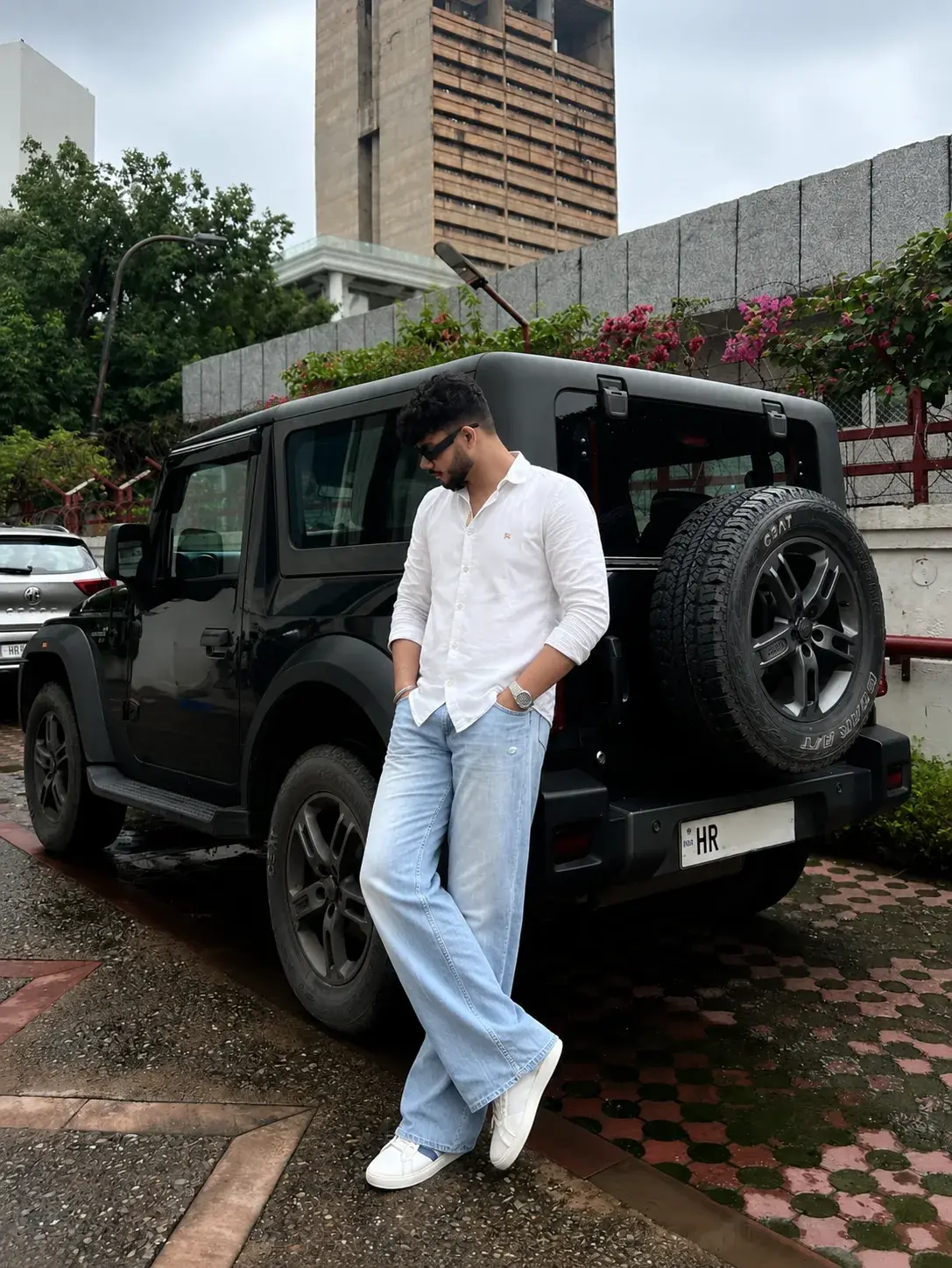 Aesthetic Car Pose Ideas
