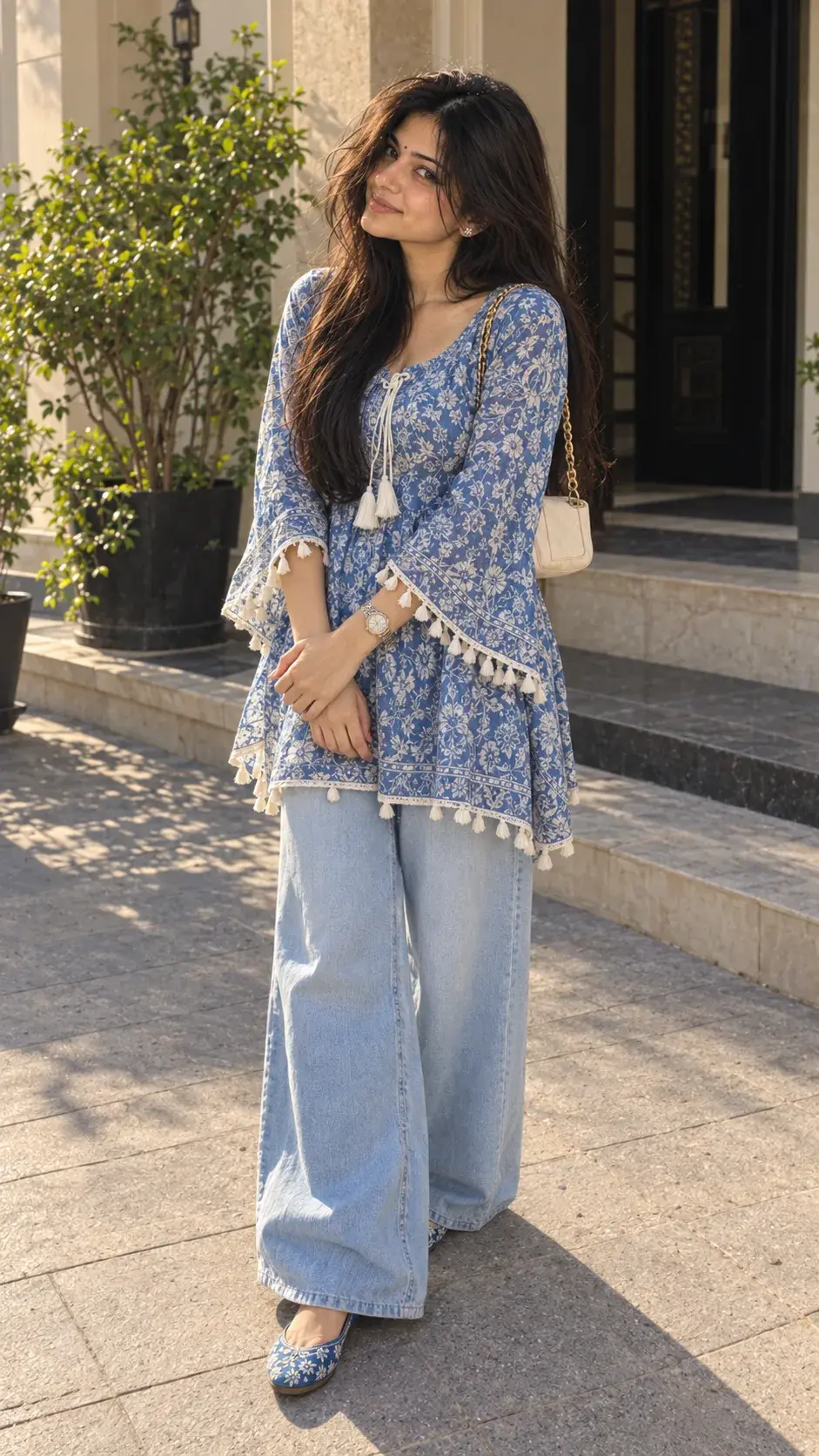 Aesthetic Kurti Wearing Outdoor Portrait