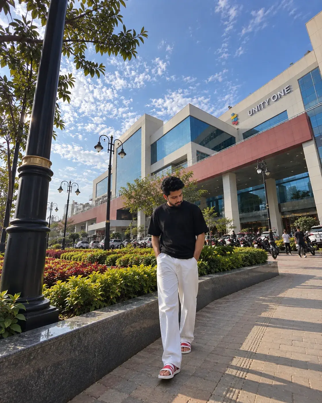 Aesthetic Mall Side Prompt