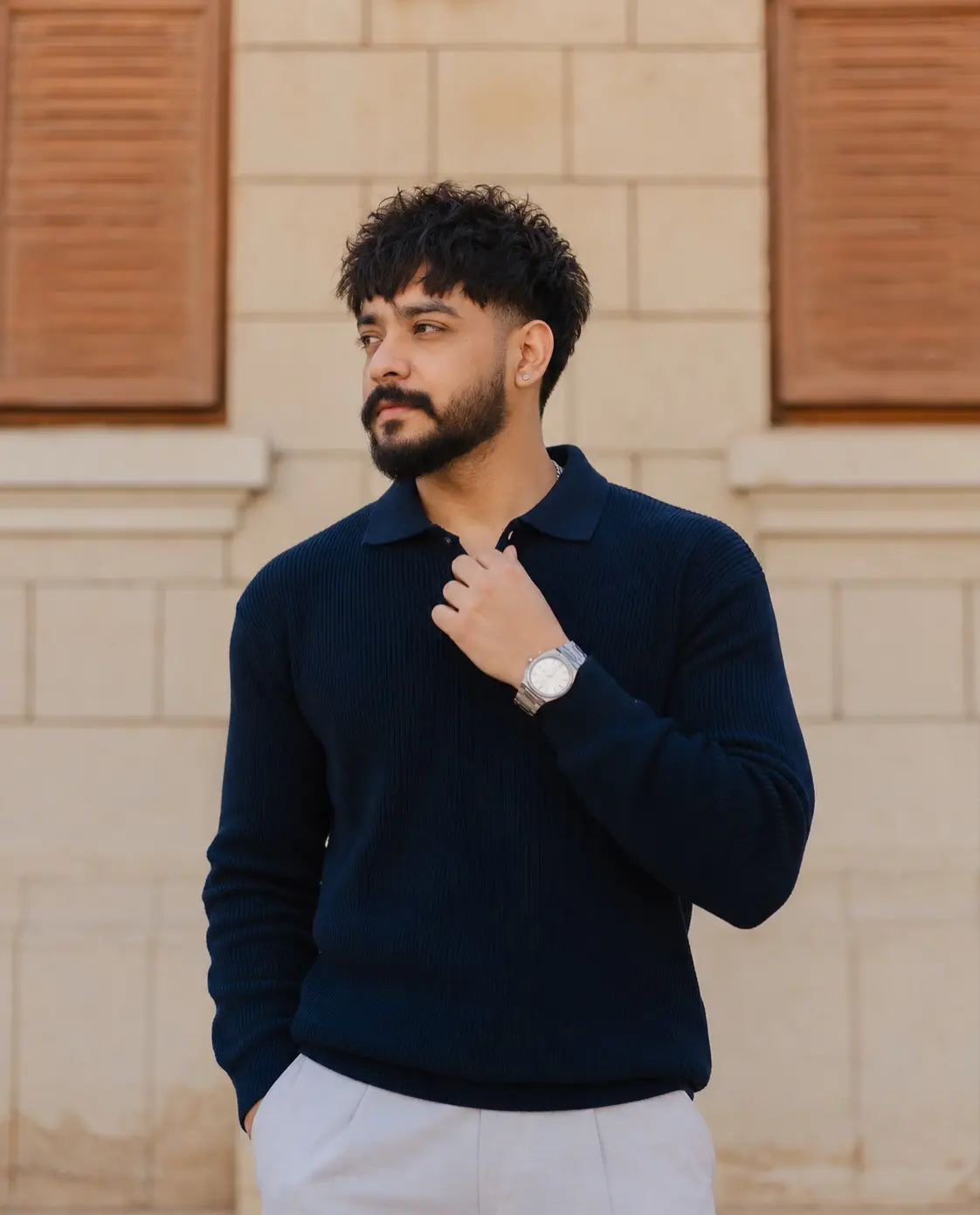 Classic Navy & Beige Editorial
