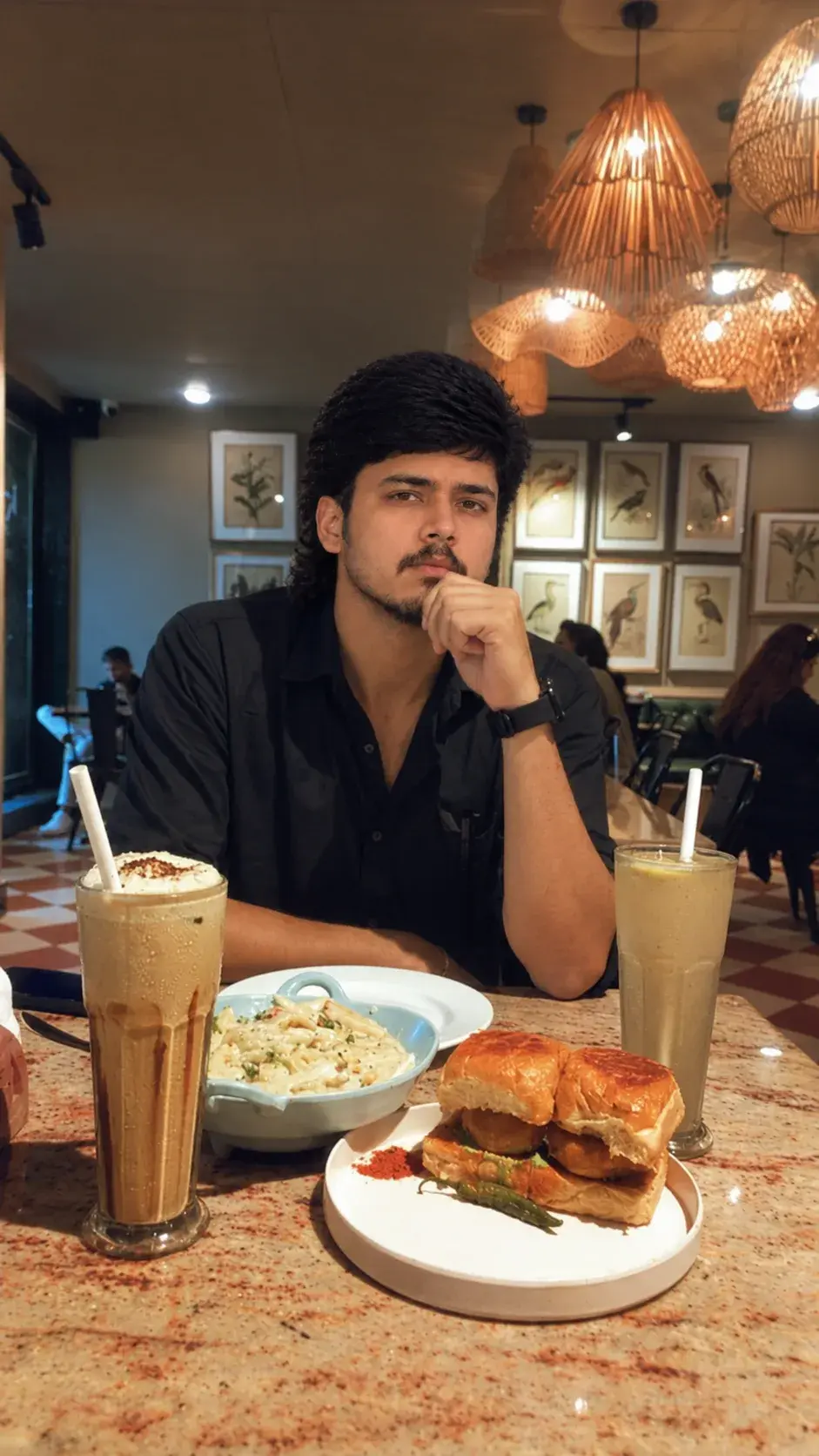 Cozy Café Date — Warm Evening Vibes ☕🍔