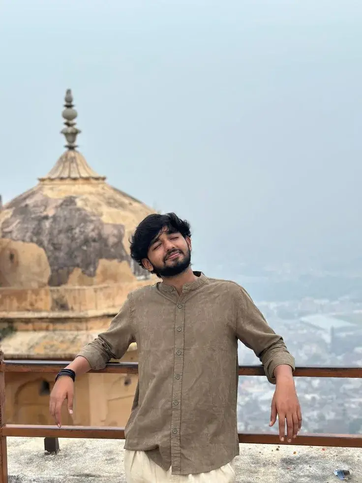 Heritage Travel Portrait Prompt