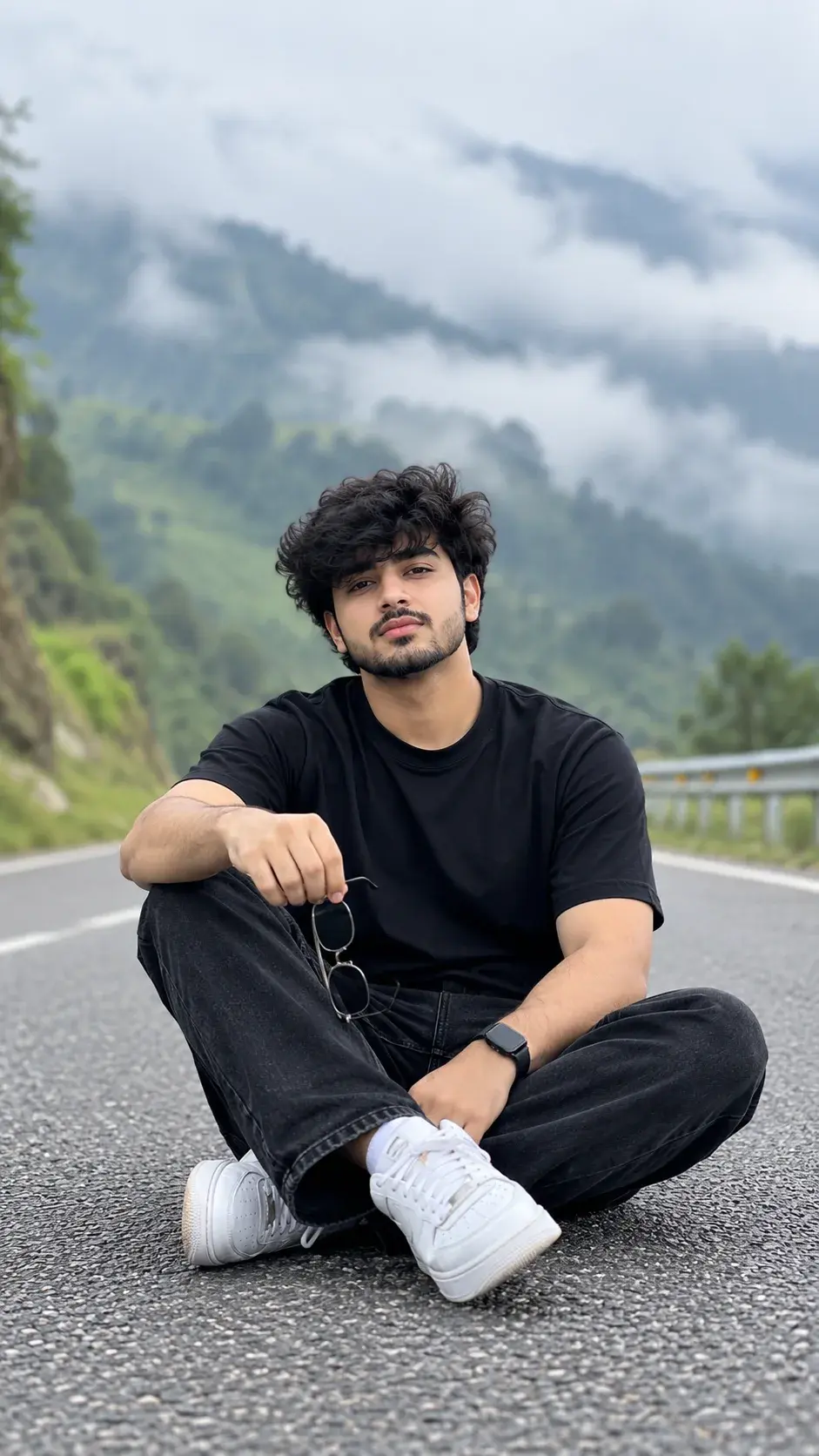 Lost In The Mountains 🌿 | Cinematic Roadside Portrait