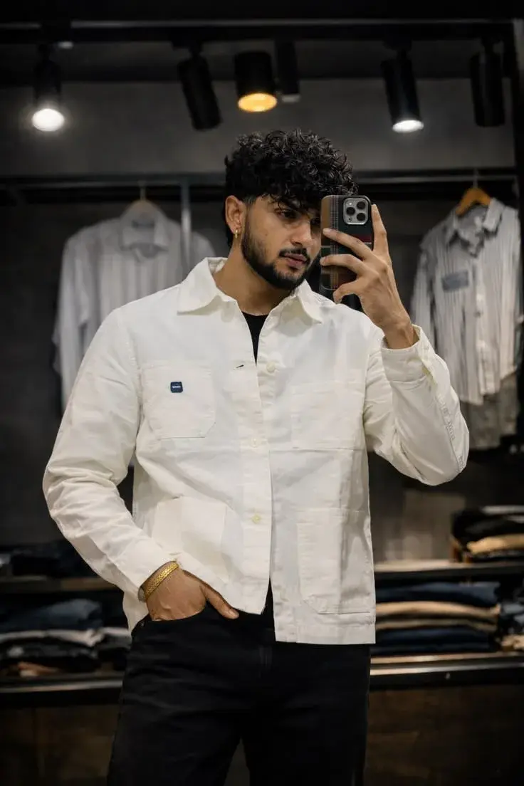 “Midnight Style – Mirror Attitude”