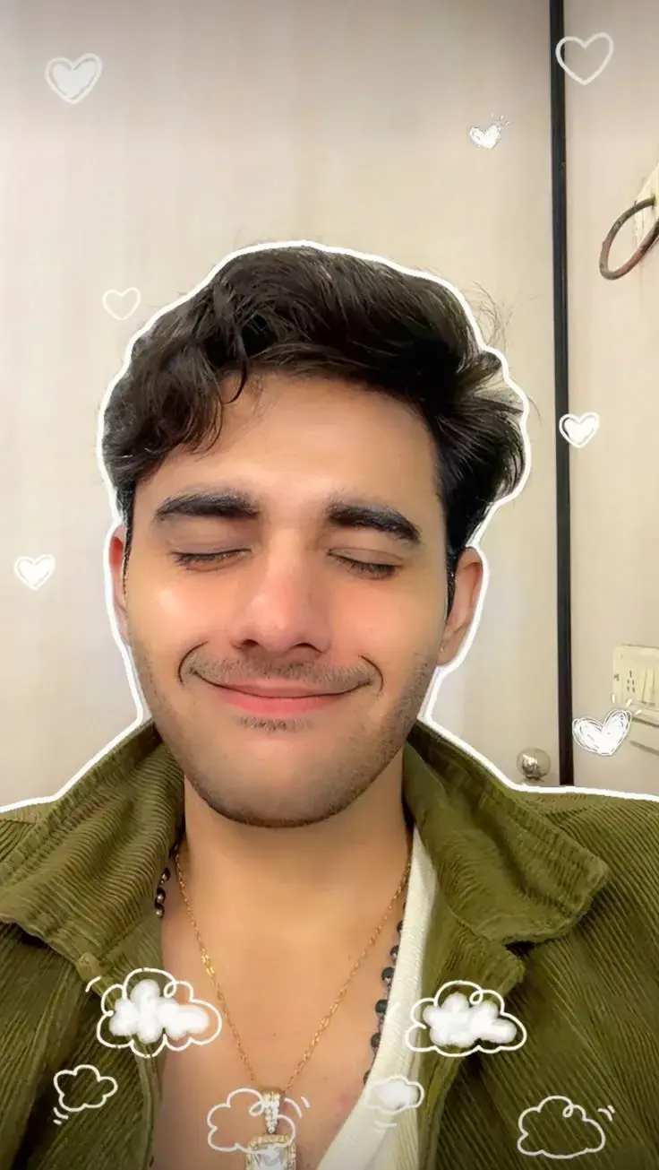 Peaceful Smile Aesthetic 🤍