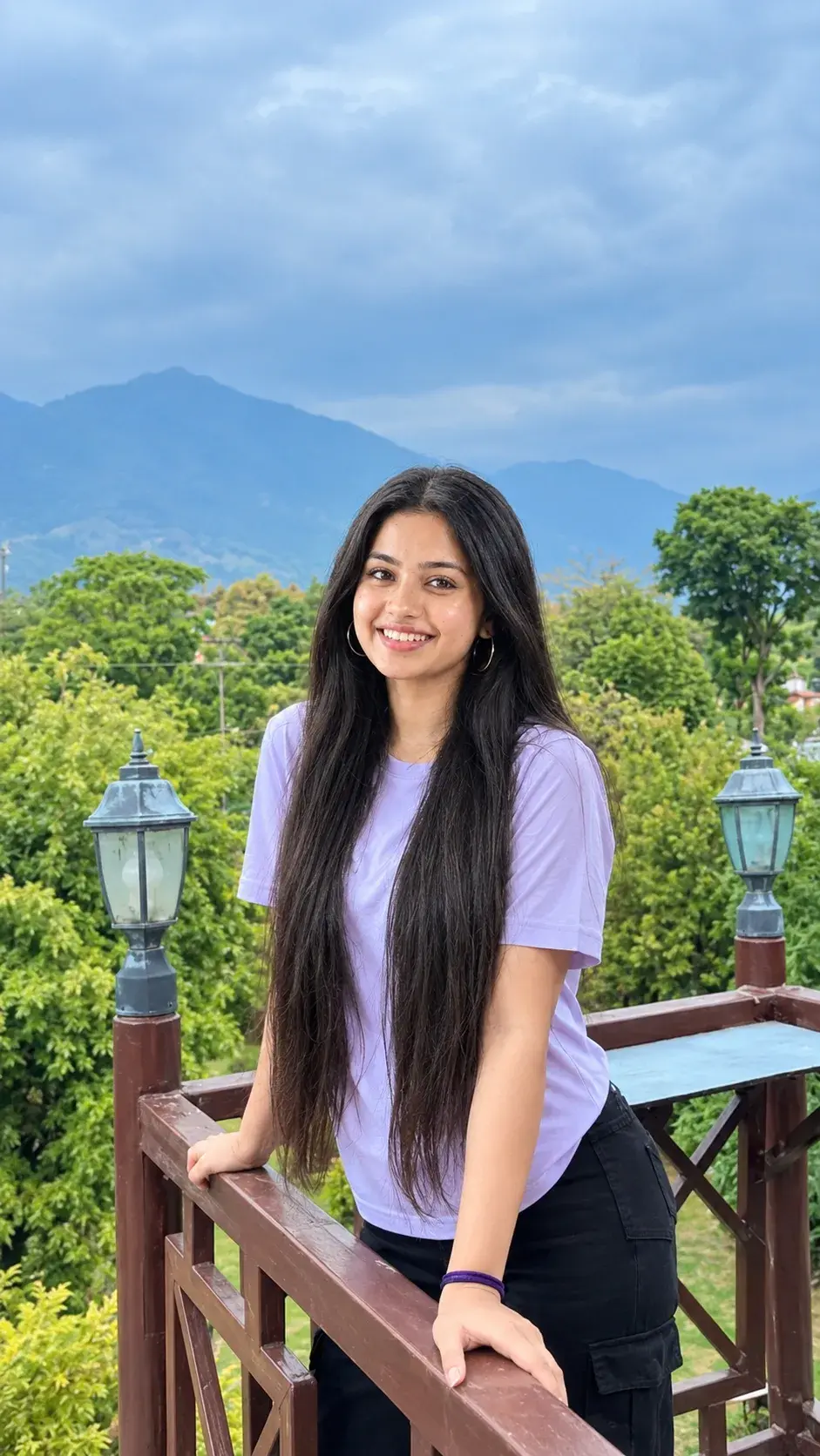 Realistic Mountain Balcony Portrait Prompt