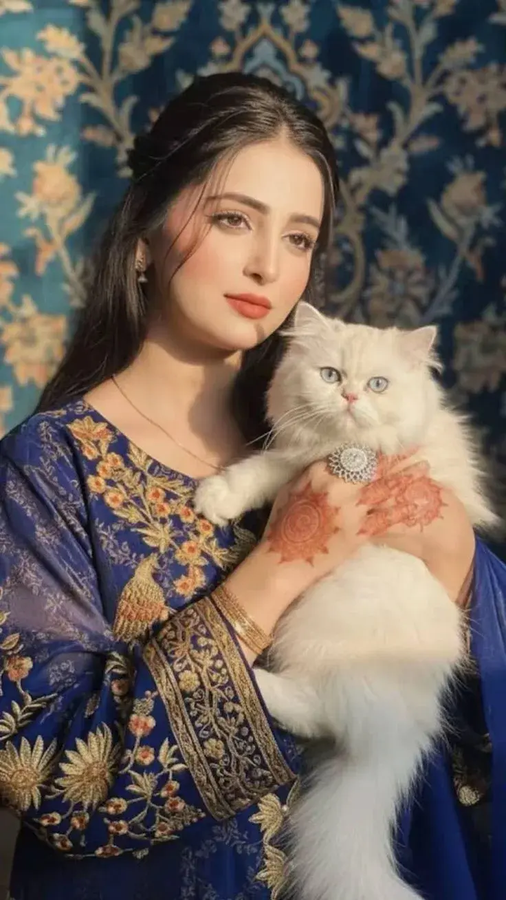 Royal Blue & Feline Grace