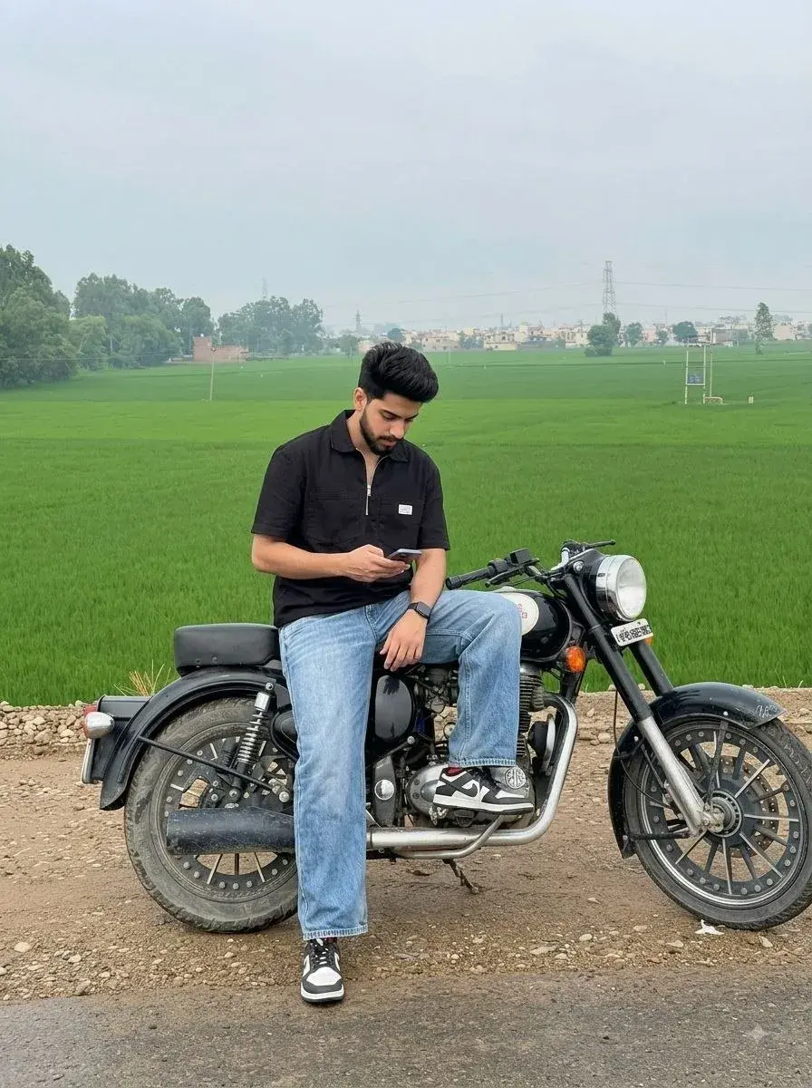 Royal Enfield Portrait Prompt
