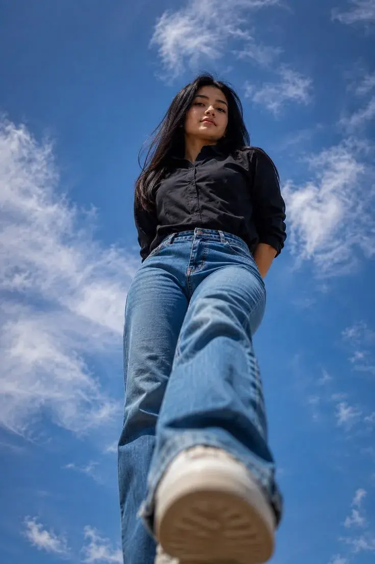 Skyward Street Style