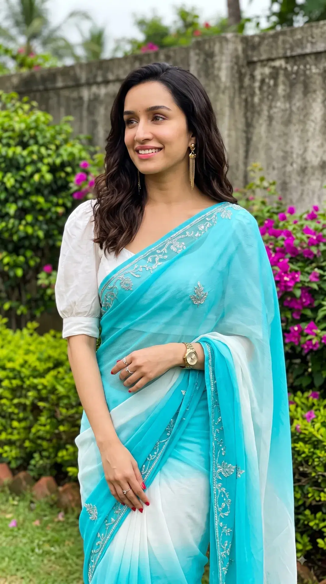 💙🌸 Vibrant Saree Instagram Portrait Prompt | Ethnic Aesthetic Photo 📸✨